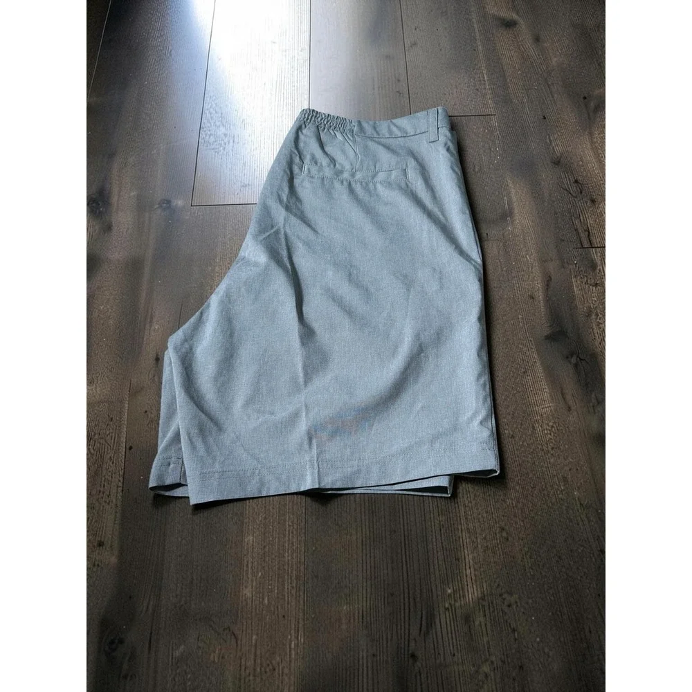 Nicklaus Golf Shorts Mens 38 Gray Active Waistband Moisture Wicking Stretch NWT.